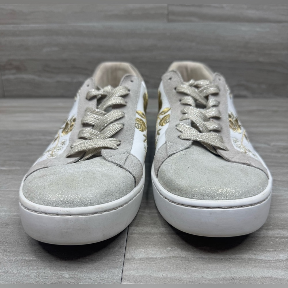 Johnny Was Vixie Floral Embroidered Low Top Sneakers Womens Size 8.5 - Picture 2 of 12